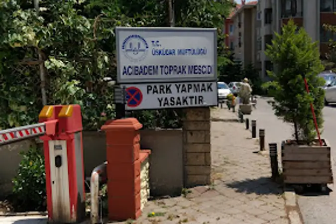 Acıbadem Toprak Mescidi kapak fotoğrafı