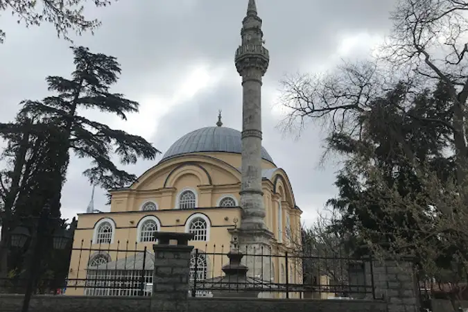 Altunizade Cami - Altunizade İsmail Zühtü Paşa Cami kapak fotoğrafı