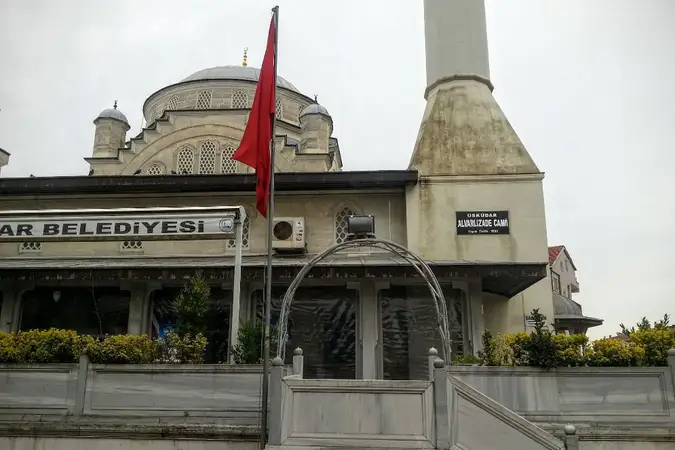 Alvarlızade H. Seyfettin Efendi Cami kapak fotoğrafı