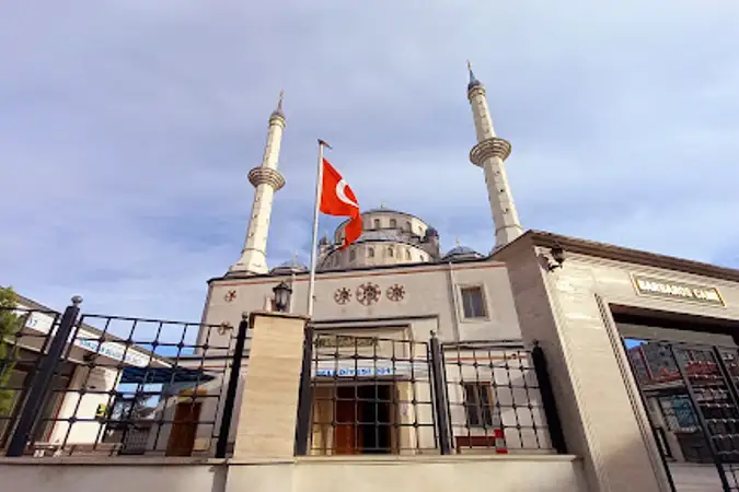 Barbaros Cami kapak fotoğrafı