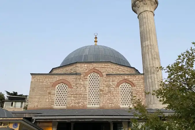 Çinili Cami kapak fotoğrafı