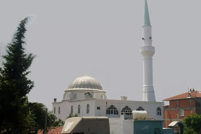 Esentepe Cami kapak fotoğrafı