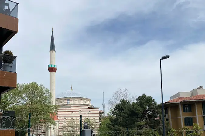 Hacı Emin Yıldırım Cami kapak fotoğrafı