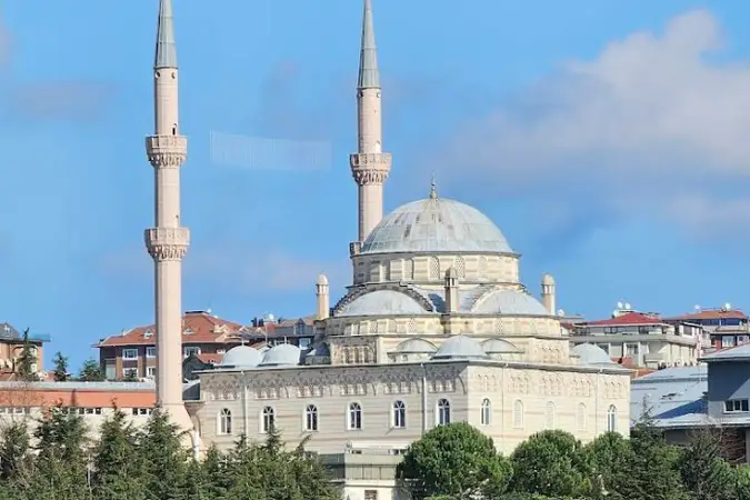İmam-ı Azam Cami kapak fotoğrafı