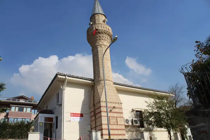 Kısıklı Selami Efendi Cami kapak fotoğrafı