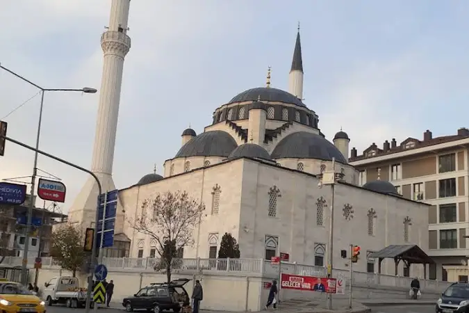 Ömer Öztürk Cami kapak fotoğrafı