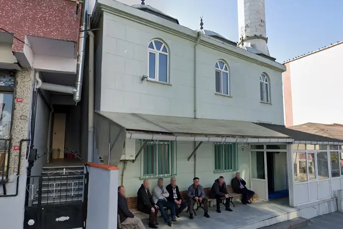 Sabire Kadir Cami kapak fotoğrafı