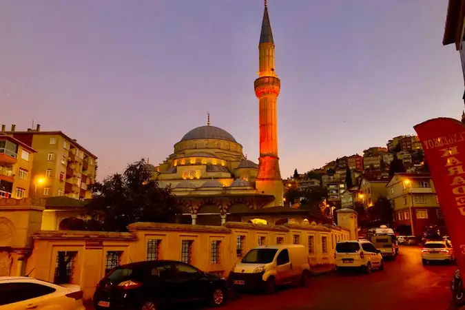 Yıldırım Beyazıt Cami kapak fotoğrafı