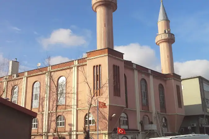 Gümüşsuyu Cami kapak fotoğrafı