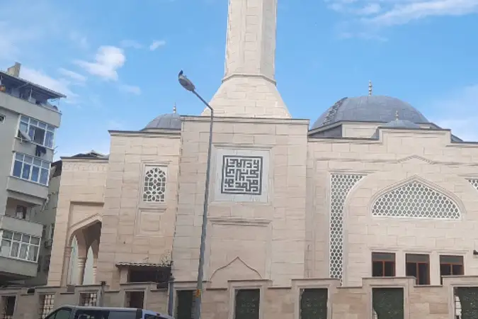 Kubbeli Cami kapak fotoğrafı