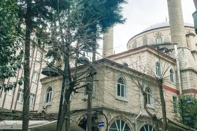Telsiz Çarşı Cami kapak fotoğrafı