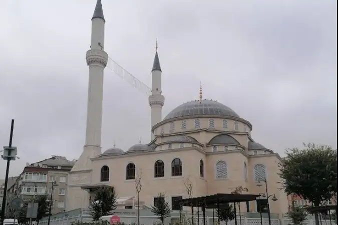 Tepebağ Dutluk Cami kapak fotoğrafı