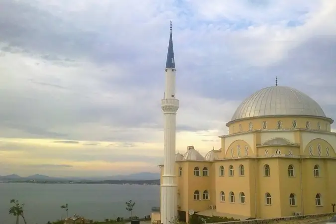 Hacıömerli Mahallesi Bedir Cami kapak fotoğrafı