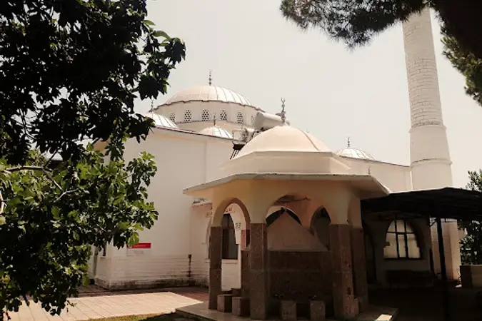 Helvacı Mahallesi Fatih Cami kapak fotoğrafı