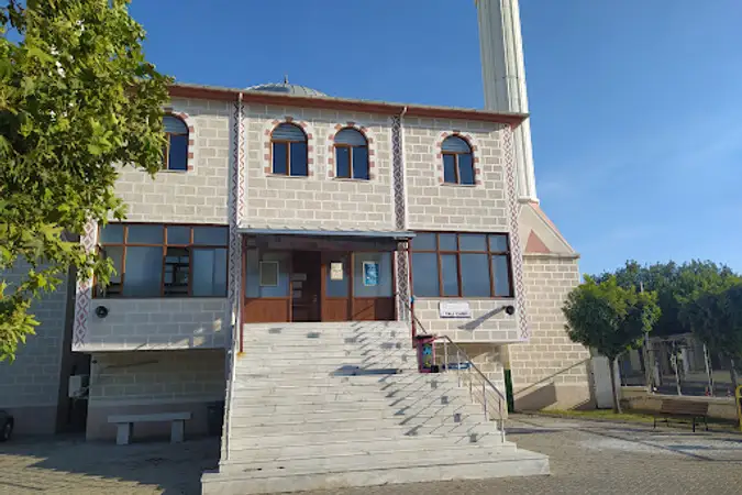 Osman Gazi Cami (Yalı Cami) kapak fotoğrafı