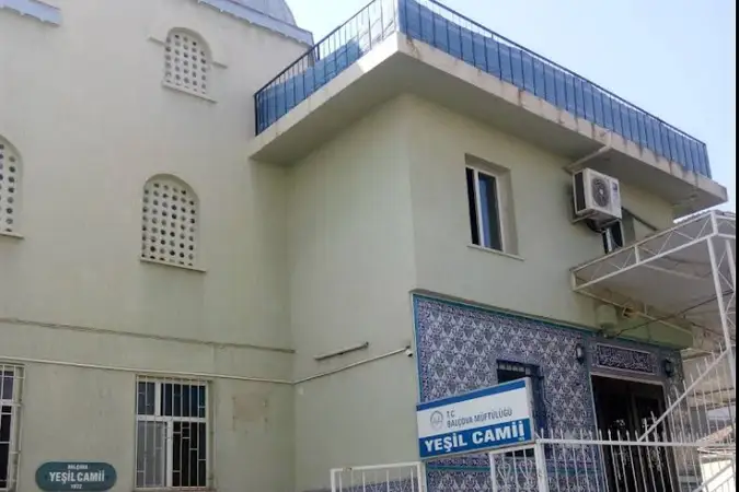 Yeşil Cami kapak fotoğrafı