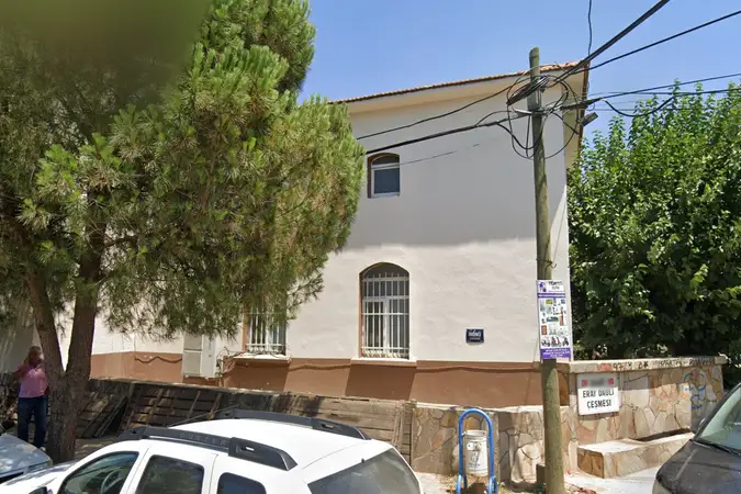 Canlı Mahallesi Cami kapak fotoğrafı