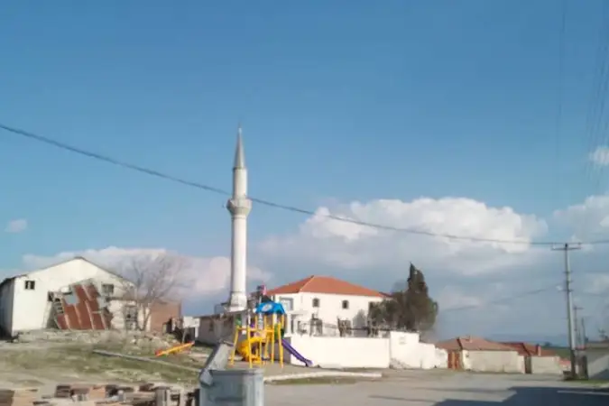 Ahmetbeyler Köyü Cami kapak fotoğrafı