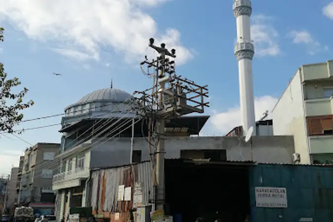 Birlik Cami kapak fotoğrafı