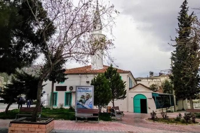 Işıkkent Cami kapak fotoğrafı