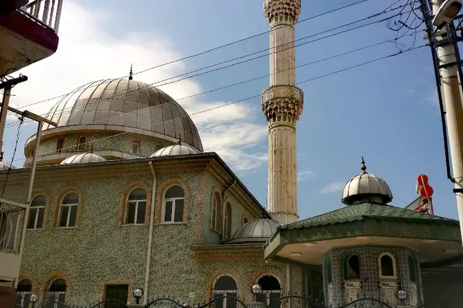 Yeşilçam Cami kapak fotoğrafı