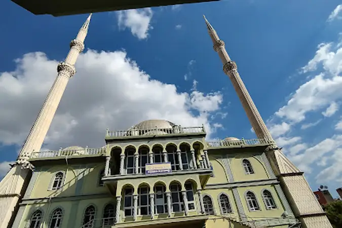 Yeşilova Ulu Cami kapak fotoğrafı