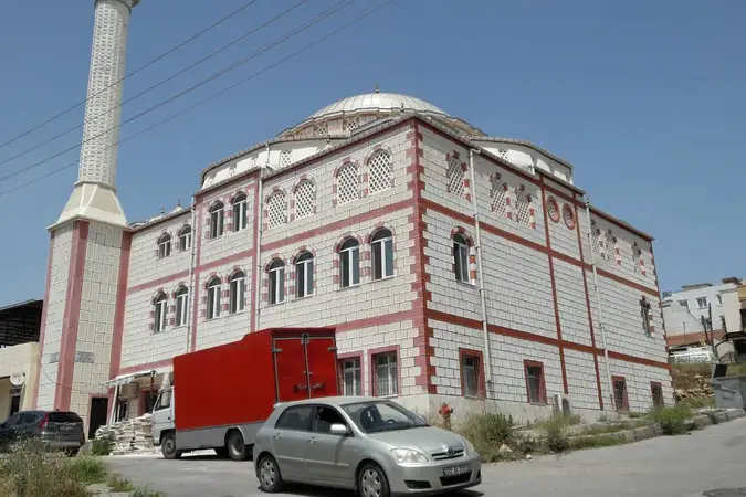 Adatepe Cami kapak fotoğrafı