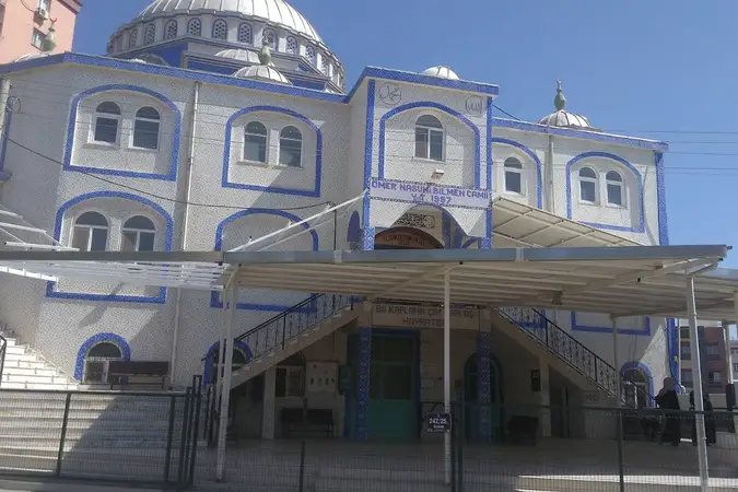 Ömer Nasuhi Bilmen Cami kapak fotoğrafı