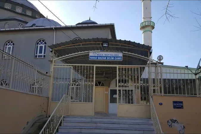 Yavuz Sultan Selim Cami kapak fotoğrafı