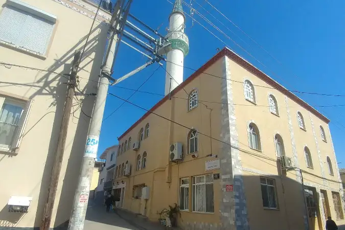 Maltepe Cami kapak fotoğrafı