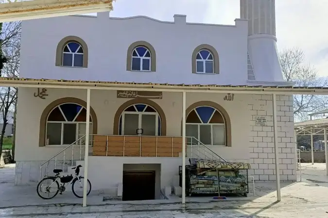 Salihler Mahallesi Gülkent Sitesi Cami kapak fotoğrafı