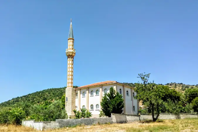 Uzunburun Köyü Cami kapak fotoğrafı