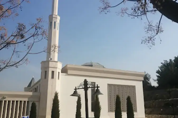 Ege Serbest Bölgesi Cami kapak fotoğrafı