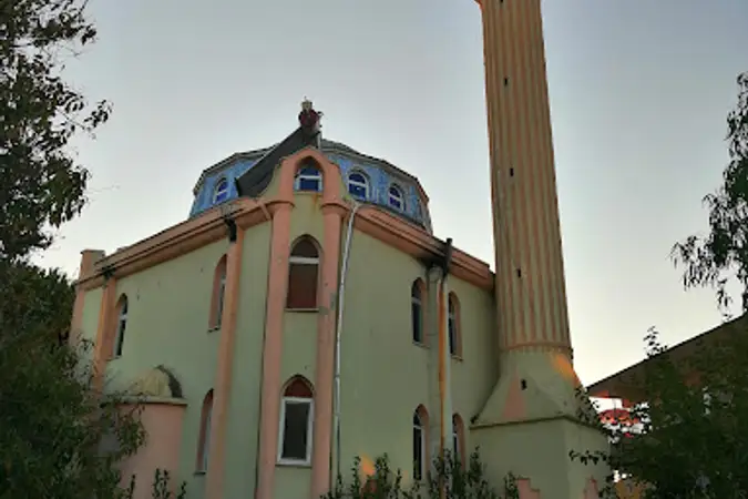 Hacı Yeniler Cami kapak fotoğrafı