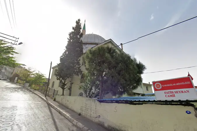 Eski İzmir Fatih Seyran Cami kapak fotoğrafı