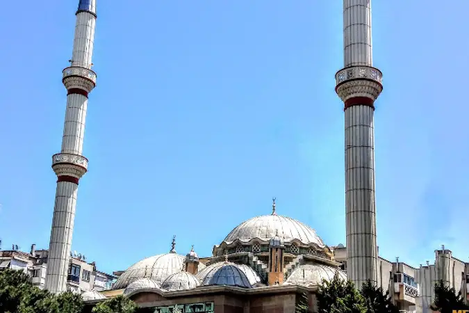 Kullalı Hacı Halil Cami kapak fotoğrafı