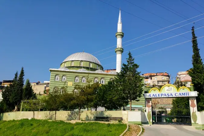 Lalepaşa Camii kapak fotoğrafı