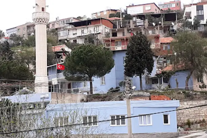 Limontepe Ömerül Faruk Camii kapak fotoğrafı