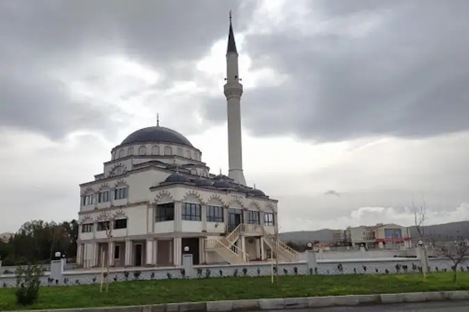 Yeşilyurt Güven Cami kapak fotoğrafı