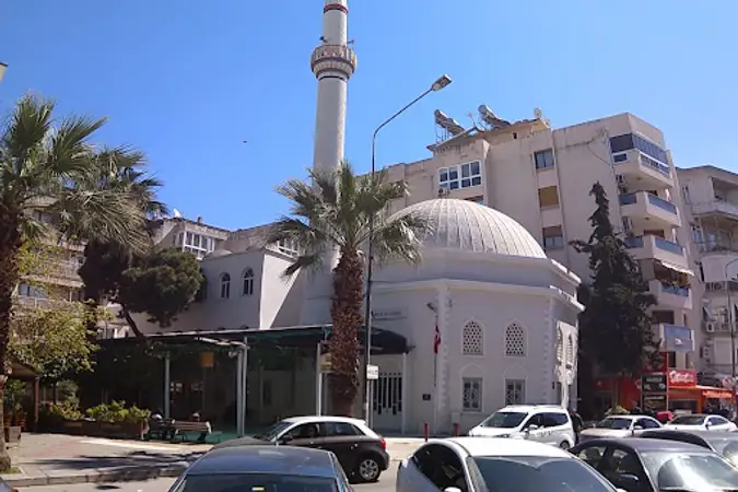Bostanlı Camii kapak fotoğrafı
