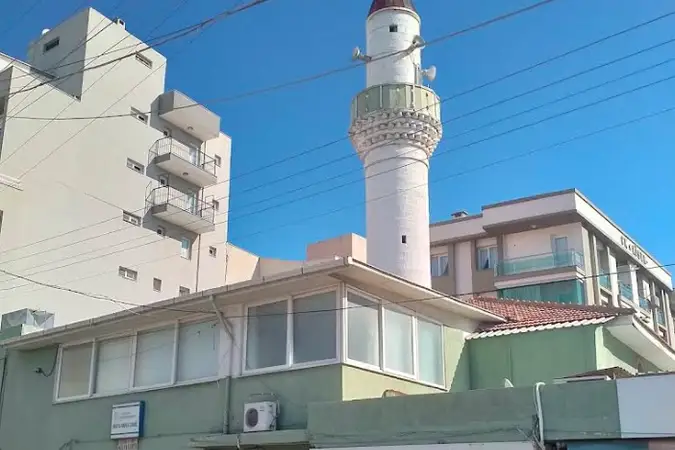 Örnekköy Hülya Karaer Camii kapak fotoğrafı