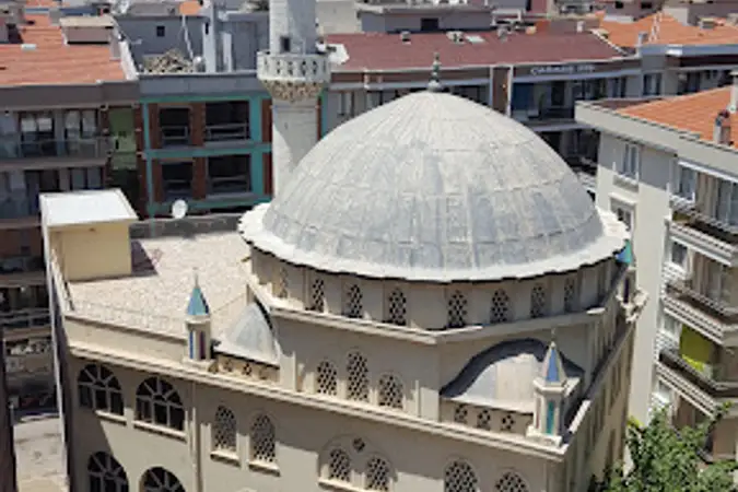 Şemikler Çamlık Camii kapak fotoğrafı