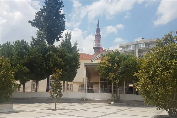 Soğukkuyu Cami (Çömezzade Hacı Mehmet Cami) kapak fotoğrafı