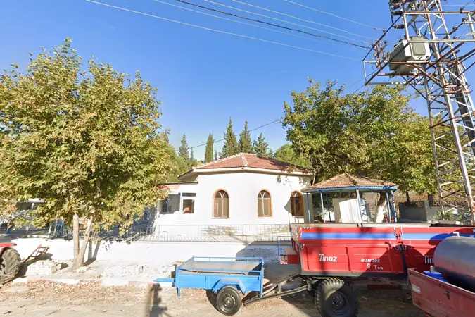 Poyracık Mezarlık Mescidi kapak fotoğrafı