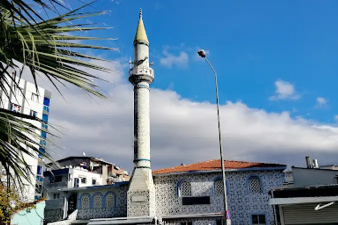 Çinili Cami kapak fotoğrafı