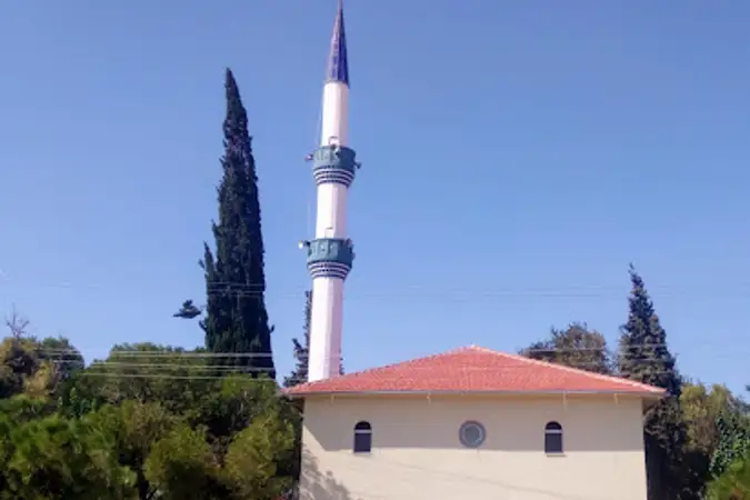 Fatih Mahallesi Cami kapak fotoğrafı