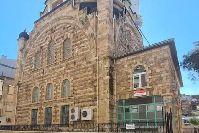 Yeni Cami kapak fotoğrafı