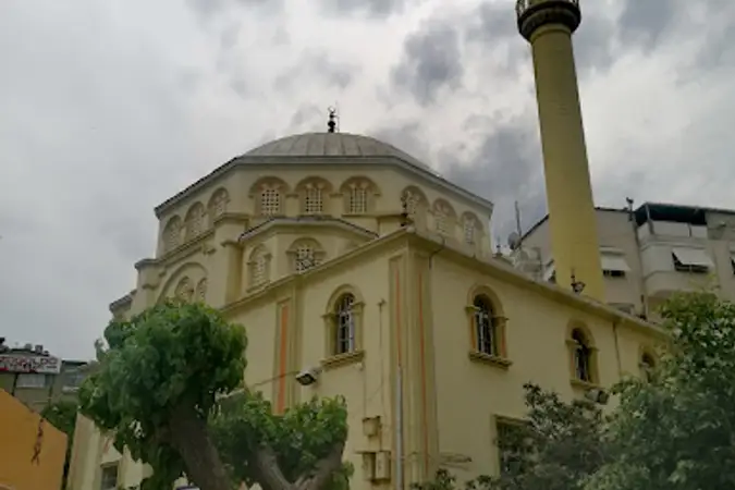 Merkez Cami kapak fotoğrafı