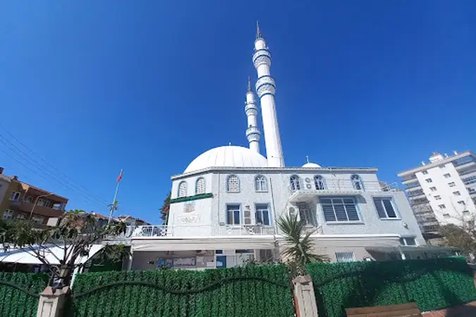 Şehitlik Cami kapak fotoğrafı
