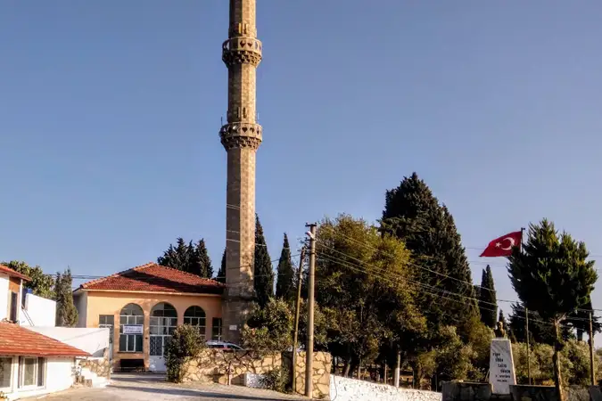 Gölcük Mahallesi Cami kapak fotoğrafı